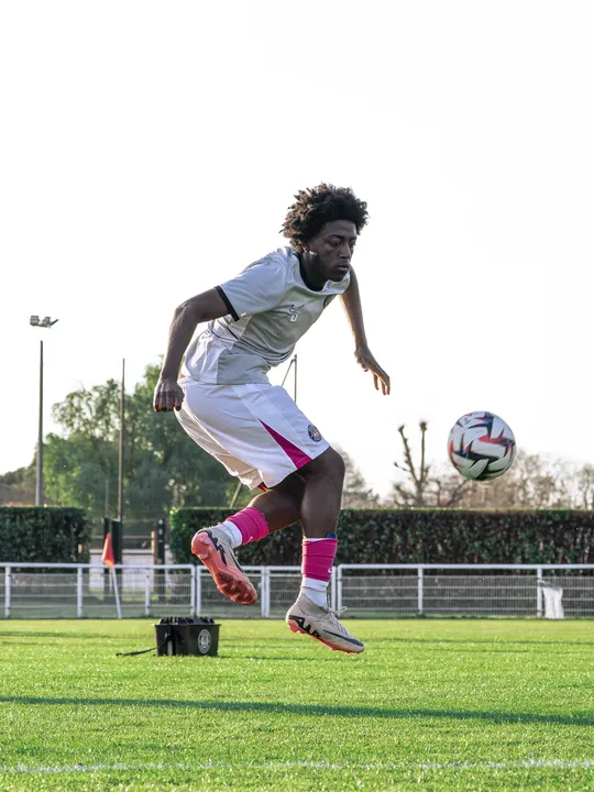 Photo action football Tom WILIOT